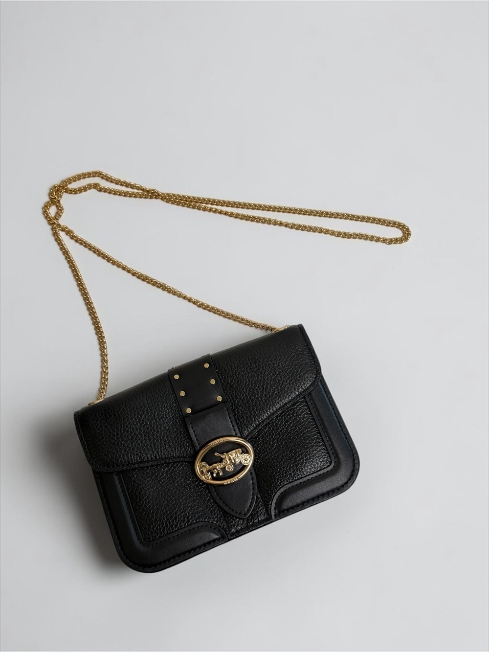 Coach Georgie Chain Crossbody Wallet Black Pebble Leather Rivets Gold Horse